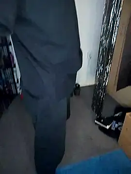 Snapshot of Dennis_2024 chatting on 19, 10, 2025 Dennis 2024 online show from 19, 10, 2025