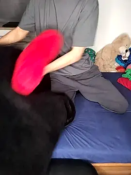 Snapshot of Dennis_2024 chatting on 21, 10, 2025 Dennis 2024 online show from 21, 10, 2025