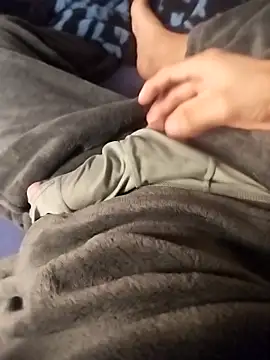 Snapshot of Dennis_2024 chatting on 3, 12, 2025 Dennis 2024 online show from 3, 12, 2025