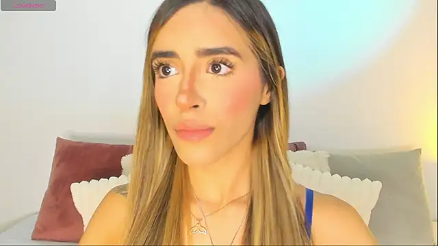 Snapshot of StormiRusso chatting on 5, 12, 2025 StormiRusso online show from 5, 12, 2025