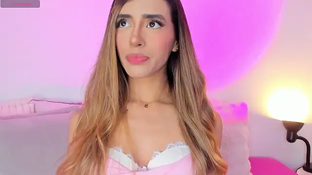 StormiRusso online show from 6, 2, 2026