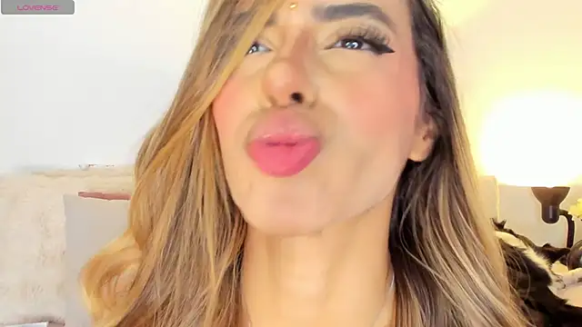 StormiRusso online show from 17, 1, 2026