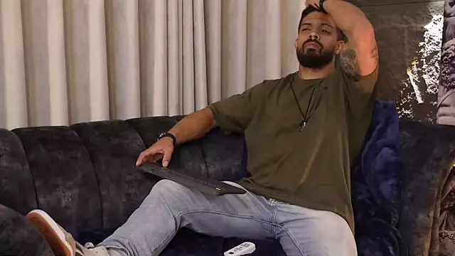 DannSaenz online show from 15, 11, 2025