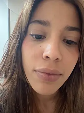 Snapshot of DanielaSaenz0 chatting on 2, 10, 2025 DanielaSaenz0 online show from 2, 10, 2025