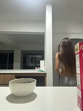 DanielaSaenz0 online show from 2, 4, 2026