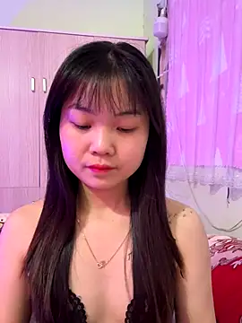 Maeve2k5 online show from 30, 11, 2025