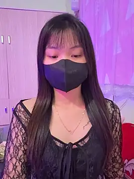 Maeve2k5 online show from 28, 10, 2025