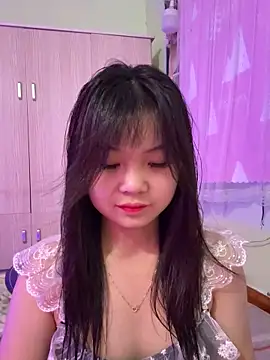 Maeve2k5 online show from 15, 10, 2025