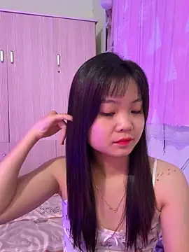 Maeve2k5 online show from 11, 10, 2025