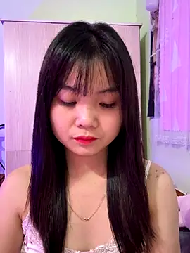 Maeve2k5 online show from 8, 10, 2025