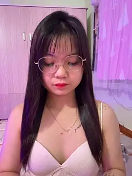 Maeve2k5 online show from 16, 10, 2025