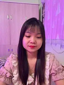 Maeve2k5 online show from 18, 10, 2025