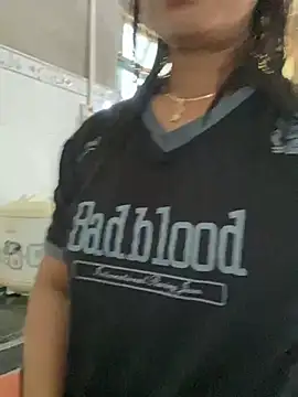 Linaannn online show from 3, 6, 2026