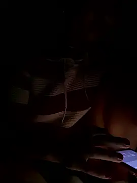 Linaannn online show from 4, 10, 2025