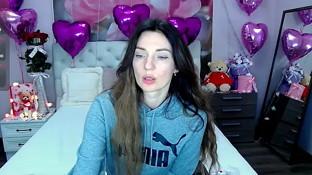 VioletUmi online show from 9, 2, 2025