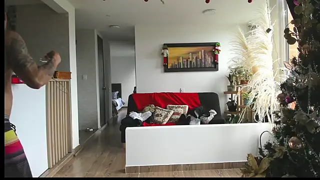 Snapshot of MARCELOANDLUCIAN chatting on 29, 11, 2025 MARCELOANDLUCIAN online show from 29, 11, 2025