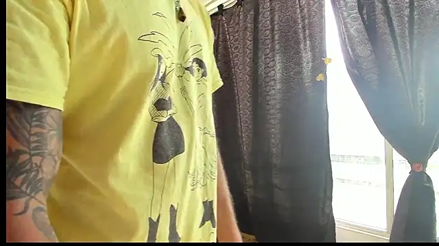 Snapshot of MARCELOANDLUCIAN chatting on 28, 9, 2025 MARCELOANDLUCIAN online show from 28, 9, 2025