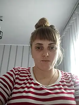 Snapshot of CoddessCrystal chatting on 18, 11, 2025 CoddessCrystal online show from 18, 11, 2025