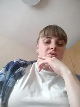 CoddessCrystal online show from 7, 3, 2026