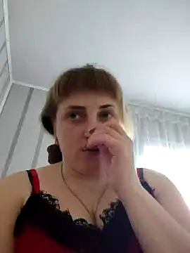 Snapshot of CoddessCrystal chatting on 6, 3, 2025 CoddessCrystal online show from 6, 3, 2025