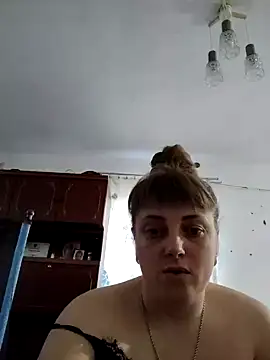Snapshot of CoddessCrystal chatting on 10, 3, 2025 CoddessCrystal online show from 10, 3, 2025