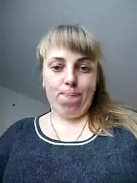 Snapshot of CoddessCrystal chatting on 24, 2, 2025 CoddessCrystal online show from 24, 2, 2025