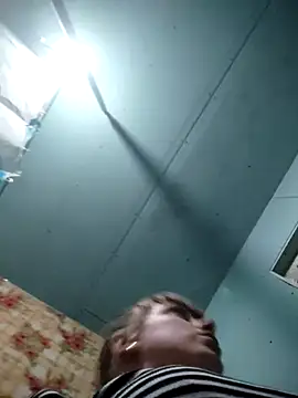 Snapshot of CoddessCrystal chatting on 15, 10, 2025 CoddessCrystal online show from 15, 10, 2025