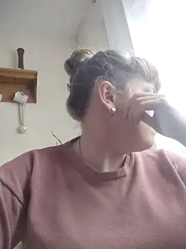 CoddessCrystal online show from 7, 2, 2026