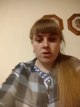 CoddessCrystal online show from 7, 3, 2026