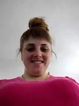 Snapshot of CoddessCrystal chatting on 10, 3, 2025 CoddessCrystal online show from 10, 3, 2025