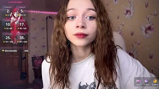 Snapshot of _SofiaBrown chatting on 3, 3, 2025 SofiaBrown online show from 3, 3, 2025