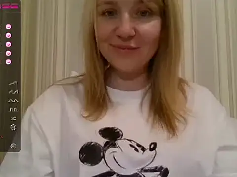 Snapshot of urbadkitty chatting on 19, 1, 2025 urbadkitty online show from 19, 1, 2025