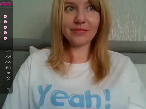 Snapshot of urbadkitty chatting on 10, 3, 2025 urbadkitty online show from 10, 3, 2025