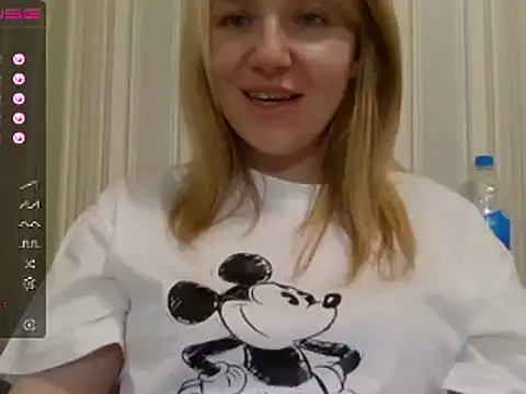 Snapshot of urbadkitty chatting on 11, 1, 2025 urbadkitty online show from 11, 1, 2025
