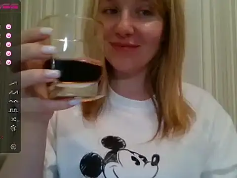 Snapshot of urbadkitty chatting on 10, 1, 2025 urbadkitty online show from 10, 1, 2025