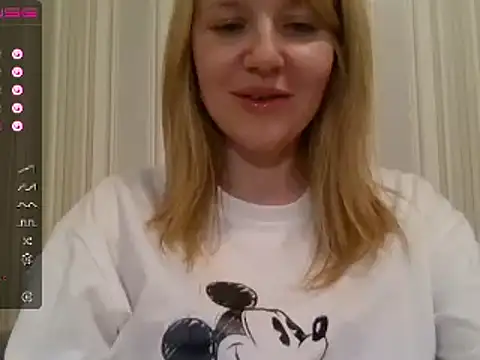 Snapshot of urbadkitty chatting on 24, 1, 2025 urbadkitty online show from 24, 1, 2025