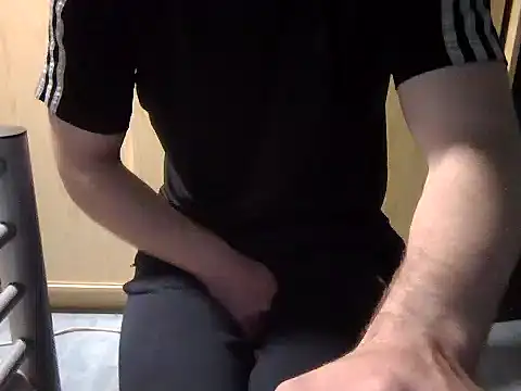 Snapshot of rugbyboy22 chatting on 4, 10, 2025 rugbyboy22 online show from 4, 10, 2025