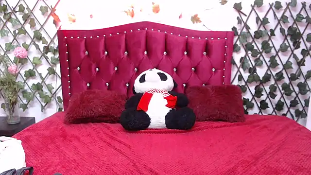 Melani cute02 online show from 27, 2, 2025