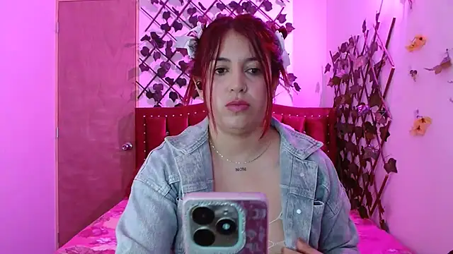 Melani cute02 online show from 4, 12, 2025