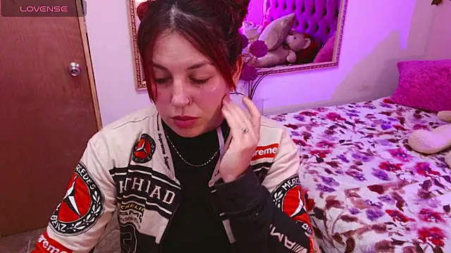 Melani cute02 online show from 29, 7, 2026