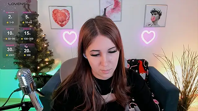 NellieMccaffrey online show from 26, 12, 2024