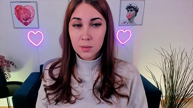 NellieMccaffrey online show from 4, 1, 2025
