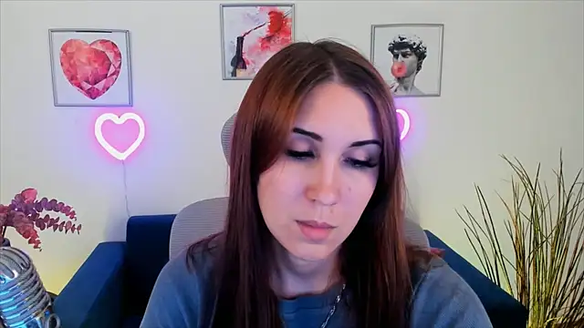 NellieMccaffrey online show from 20, 1, 2025