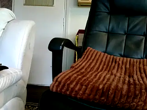 Snapshot of MrStraightDik chatting on 10, 2, 2025 MrStraightDik online show from 10, 2, 2025