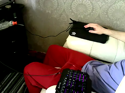 Snapshot of MrStraightDik chatting on 5, 2, 2025 MrStraightDik online show from 5, 2, 2025