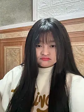 Anges893 online show from 4, 12, 2025