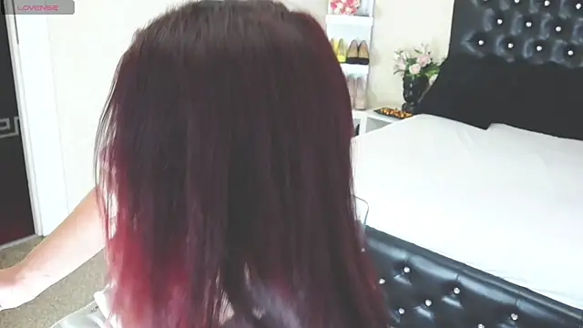 Allisonn223 online show from 26, 4, 2026