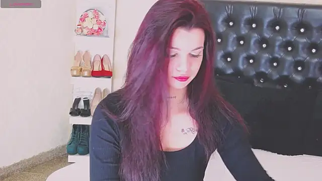 Allisonn223 online show from 24, 2, 2026