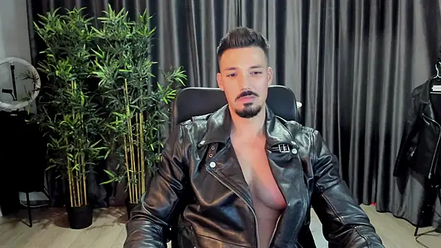 Snapshot of HaydenSpearss chatting on 3, 1, 2025 HaydenSpearss online show from 3, 1, 2025