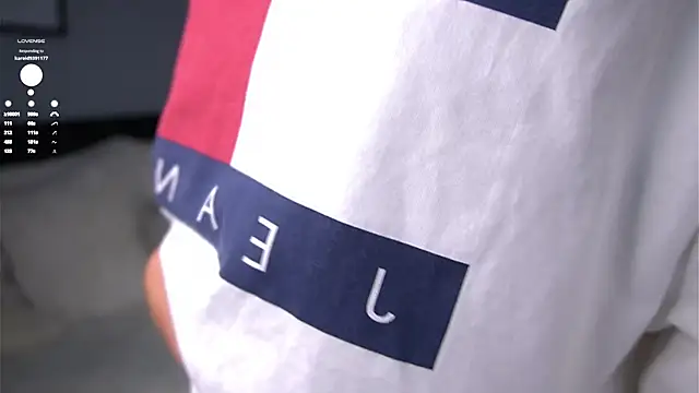 Snapshot of PiquingOgalala chatting on 26, 10, 2025 PiquingOgalala online show from 26, 10, 2025